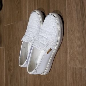 Guess GGGolly slip on shoes